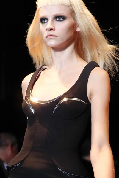 Look 69